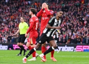 半岛体育入口-包含利物浦进攻键出大腿，破解对手防守的词条