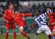 半岛体育投注-杜伊斯堡客场胜出，备受关注