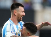 半岛体育中国官网-世界足坛焦点：梅西领衔阿根廷挑战克罗地亚