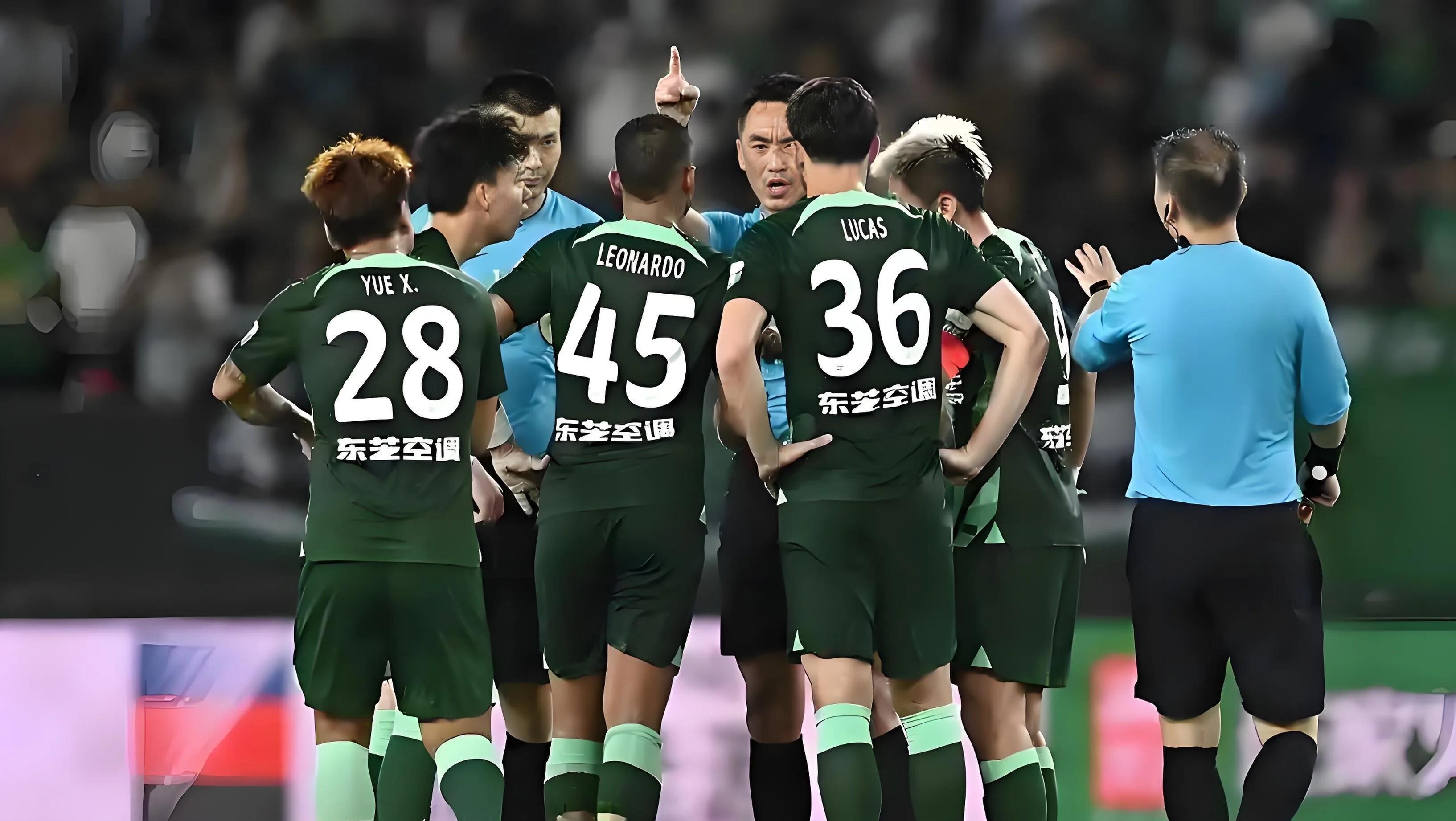 锦标赛中球员表现骄人,备受关注 锦标赛中球员表现骄人,备受关注