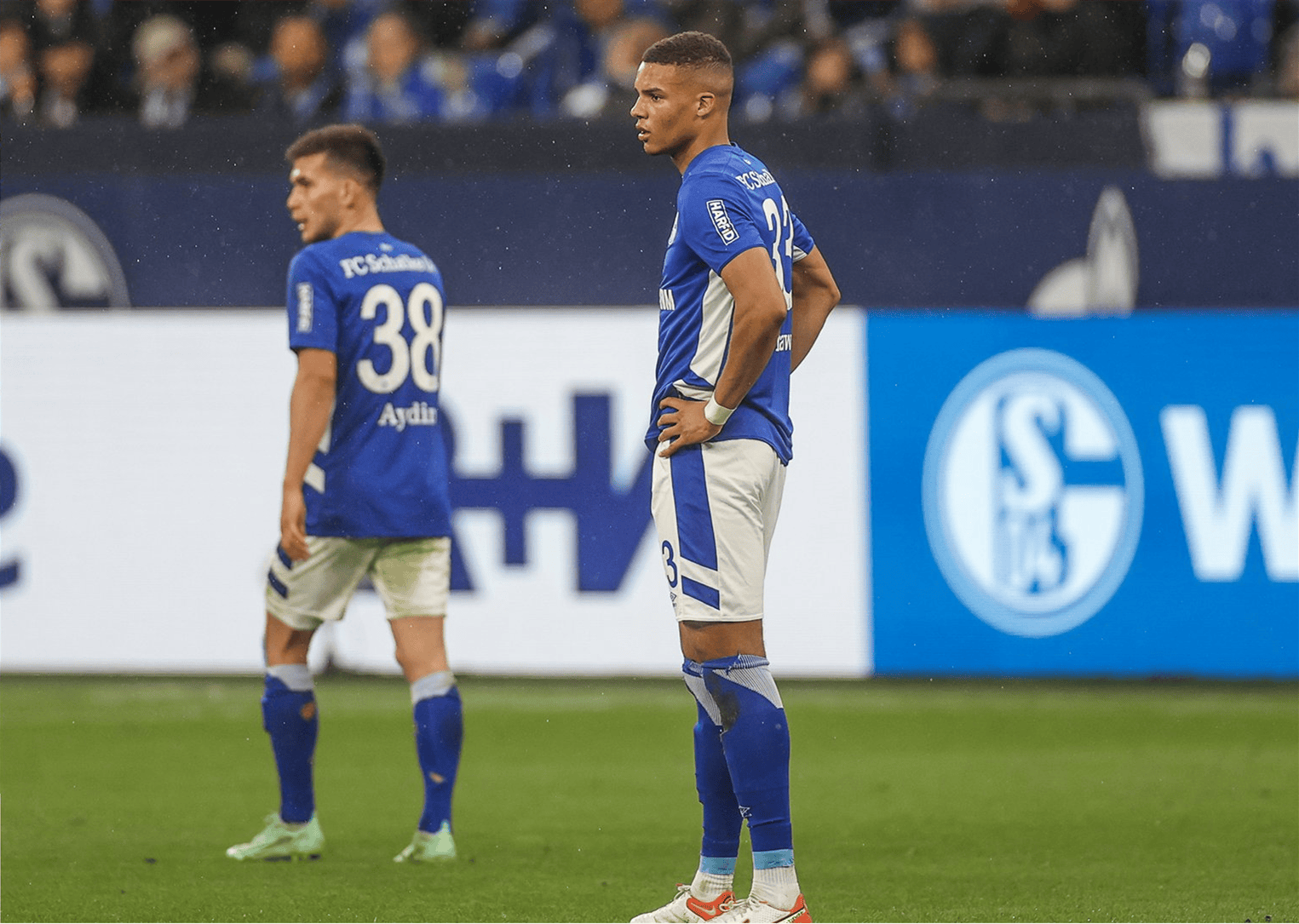 包含沙尔克04客场大胜压倒性表现力击败奥格斯堡队的词条 包含沙尔克04客场大胜压倒性表现力击败奥格斯堡队的词条