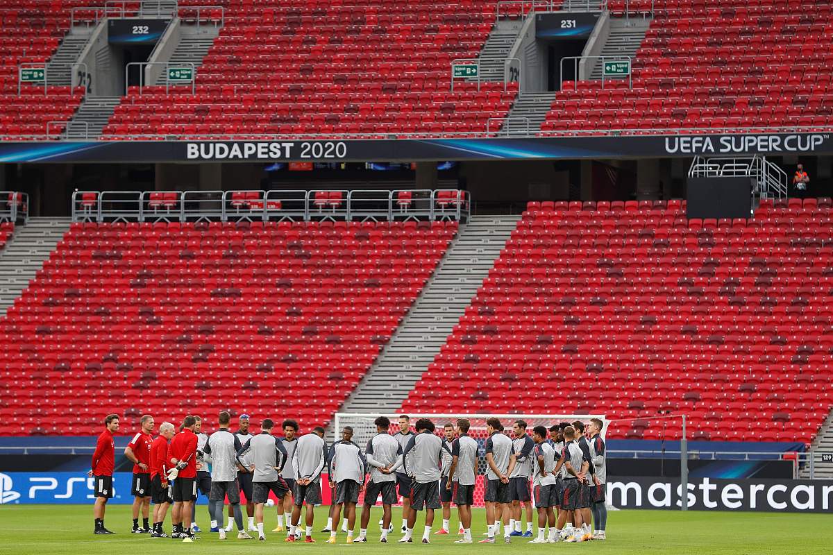 拜仁大胜对手,成功晋级下一轮比赛 拜仁大胜对手,成功晋级下一轮比赛