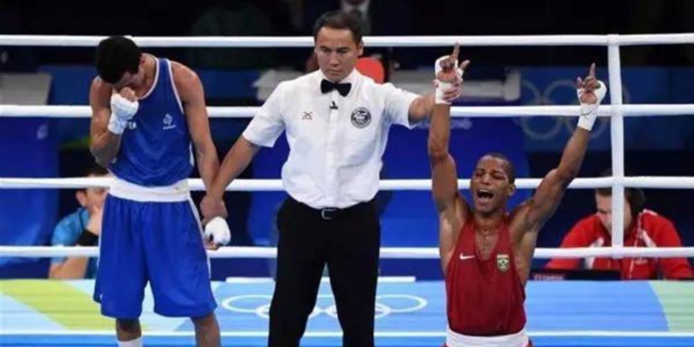 包含俄罗斯联赛曝丑闻,裁判接受贿赂影响比赛结果的词条 包含俄罗斯联赛曝丑闻,裁判接受贿赂影响比赛结果的词条