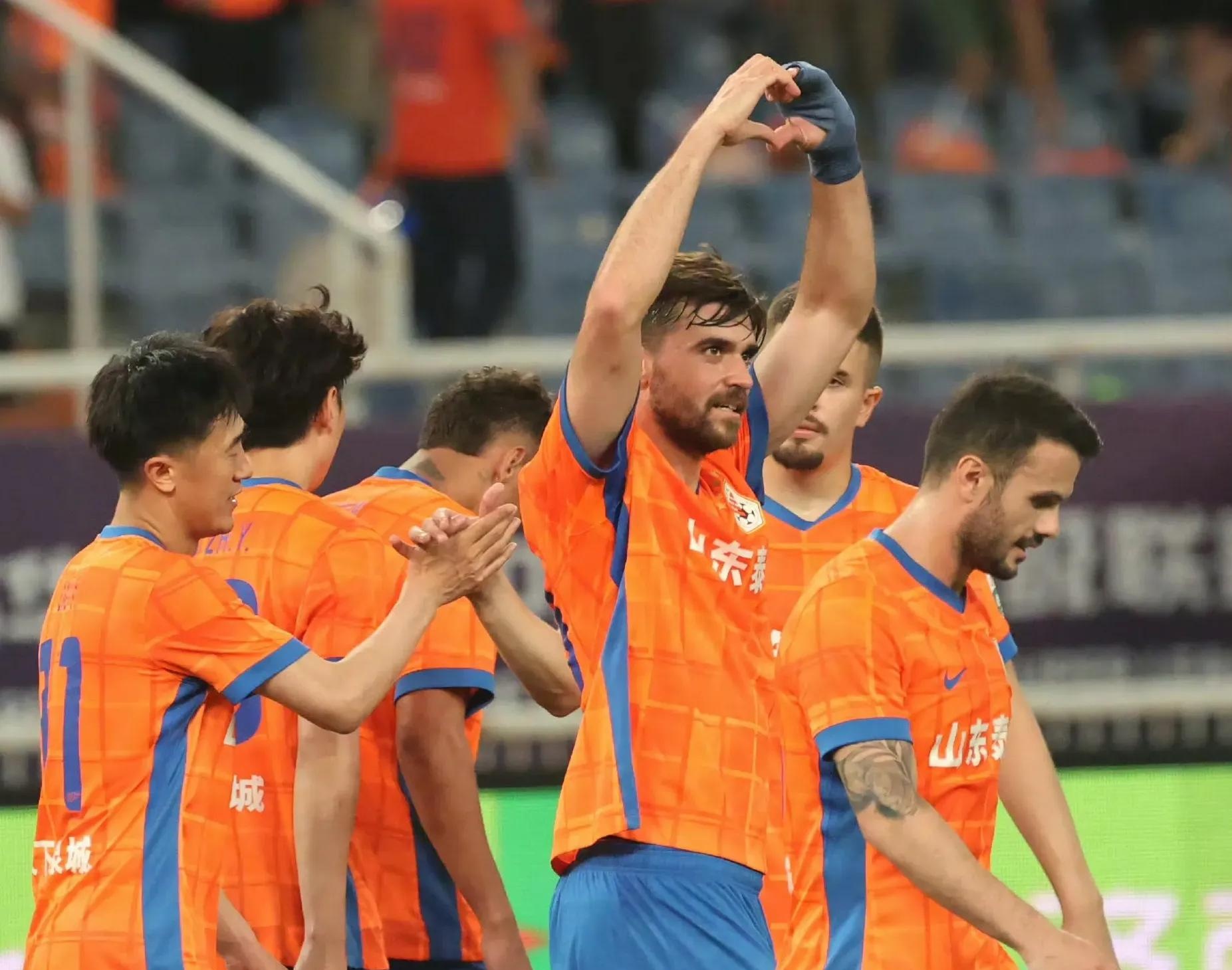 关于北京国安力克江苏苏宁，追平榜首豪取关键三分的信息