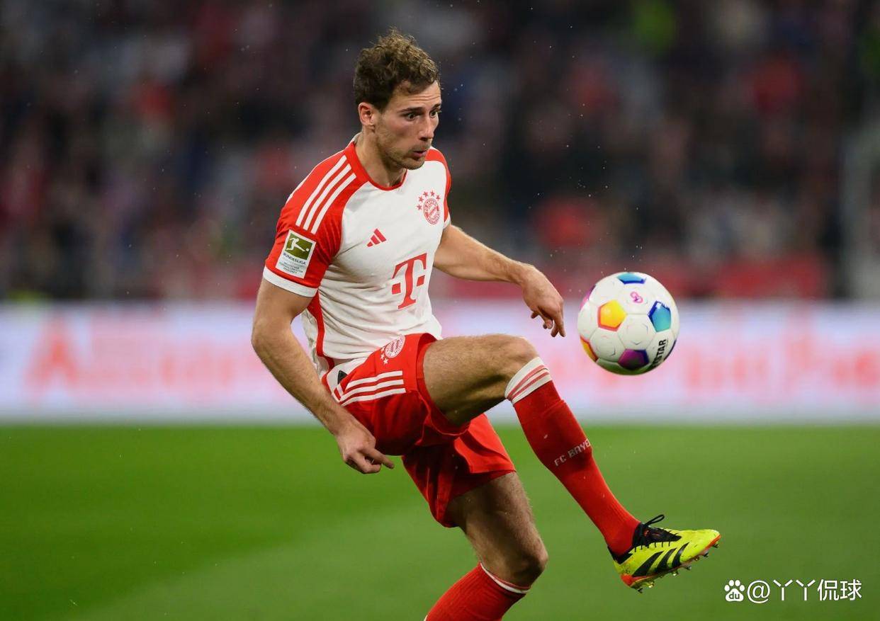 拜仁慕尼黑客场胜利，德甲领跑