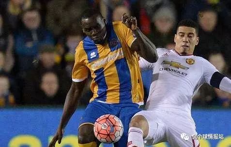 包含桑普顿主场平局，保级形势持续严峻的词条